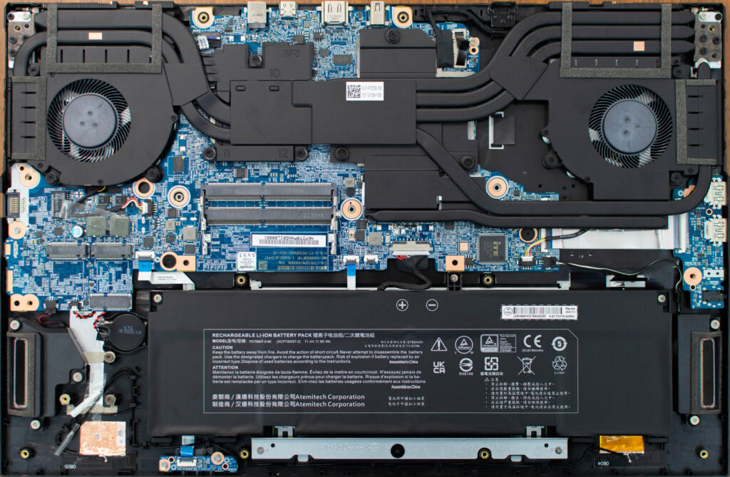 xmg pro 17 e22 rtx 3070 3080 inside