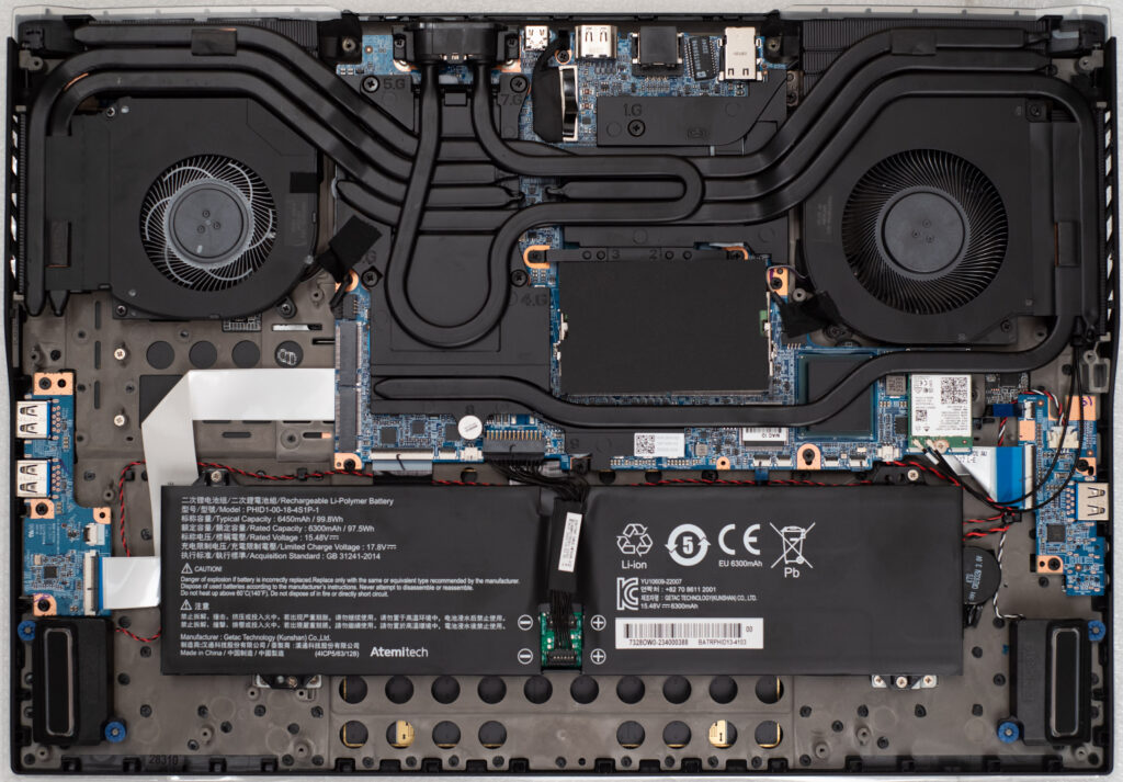 XMG NEO 17 (E24) cooling system