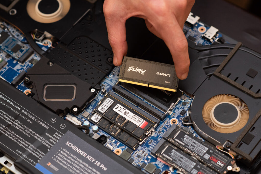 SCHENKER KEY 18 Pro (E25) RAM